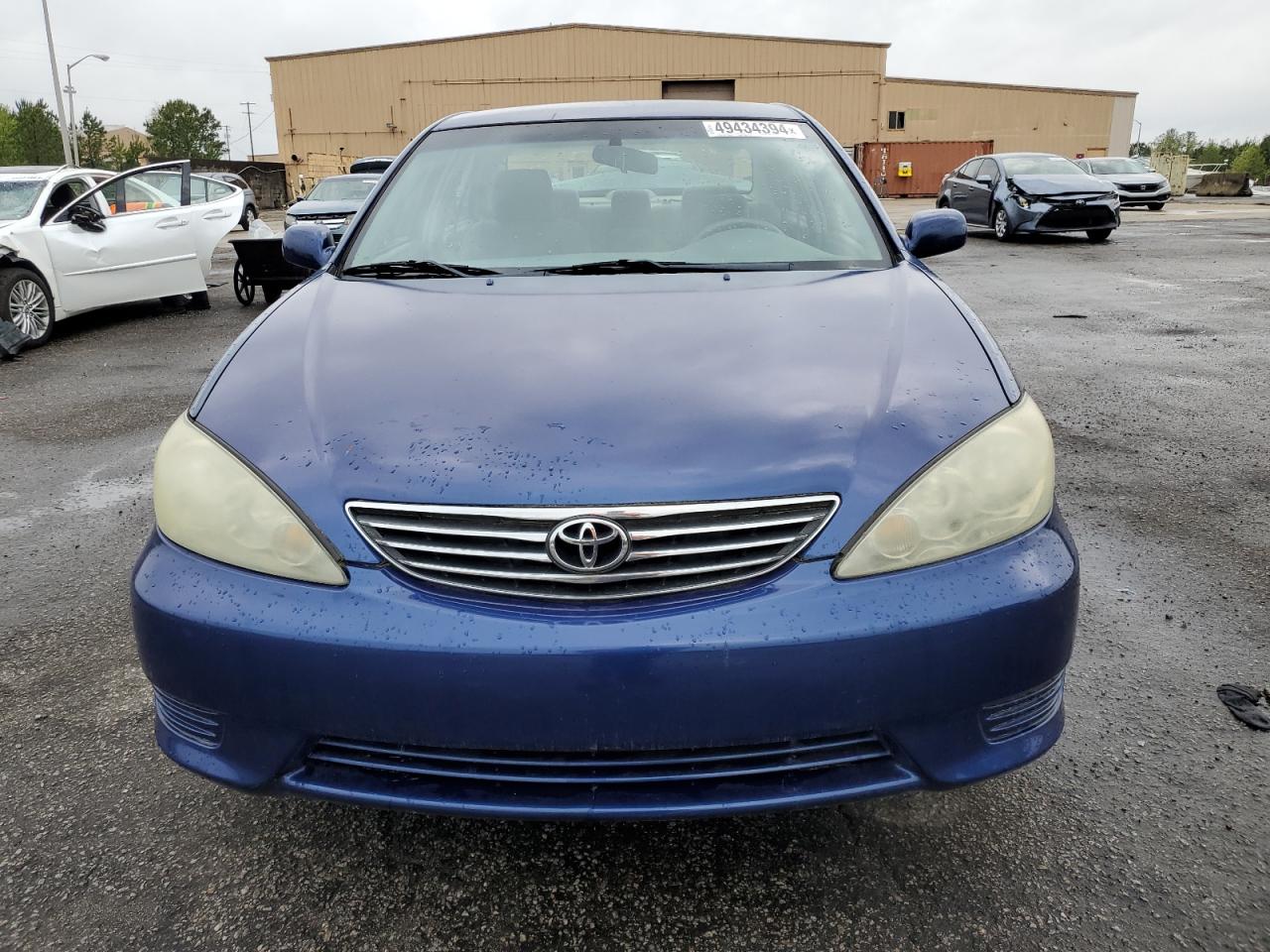 Photo 4 VIN: 4T1BE32K65U409111 - TOYOTA CAMRY 