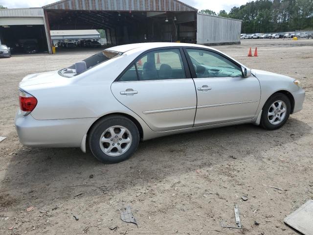 Photo 2 VIN: 4T1BE32K65U410789 - TOYOTA CAMRY 