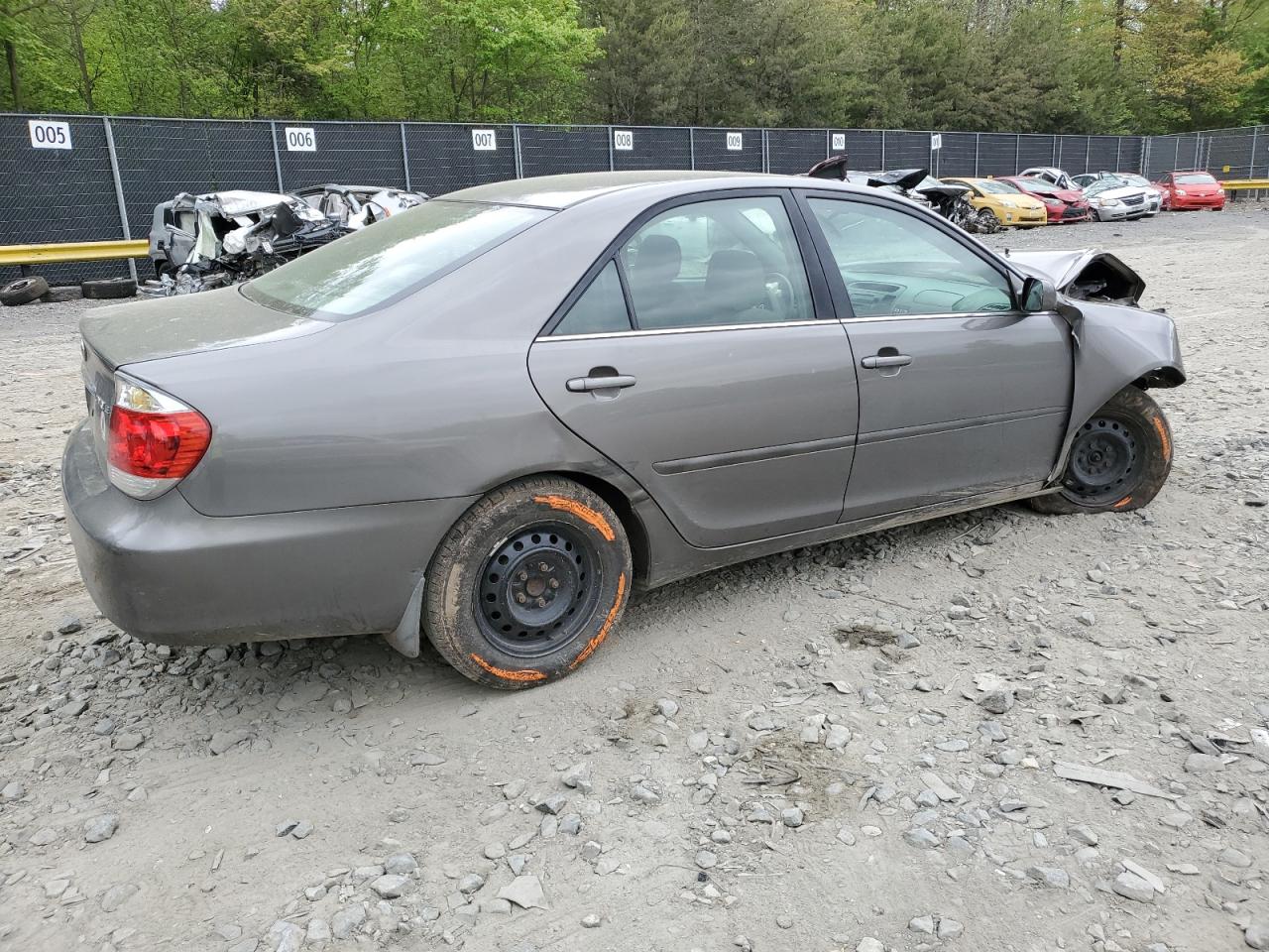 Photo 2 VIN: 4T1BE32K65U532620 - TOYOTA CAMRY 