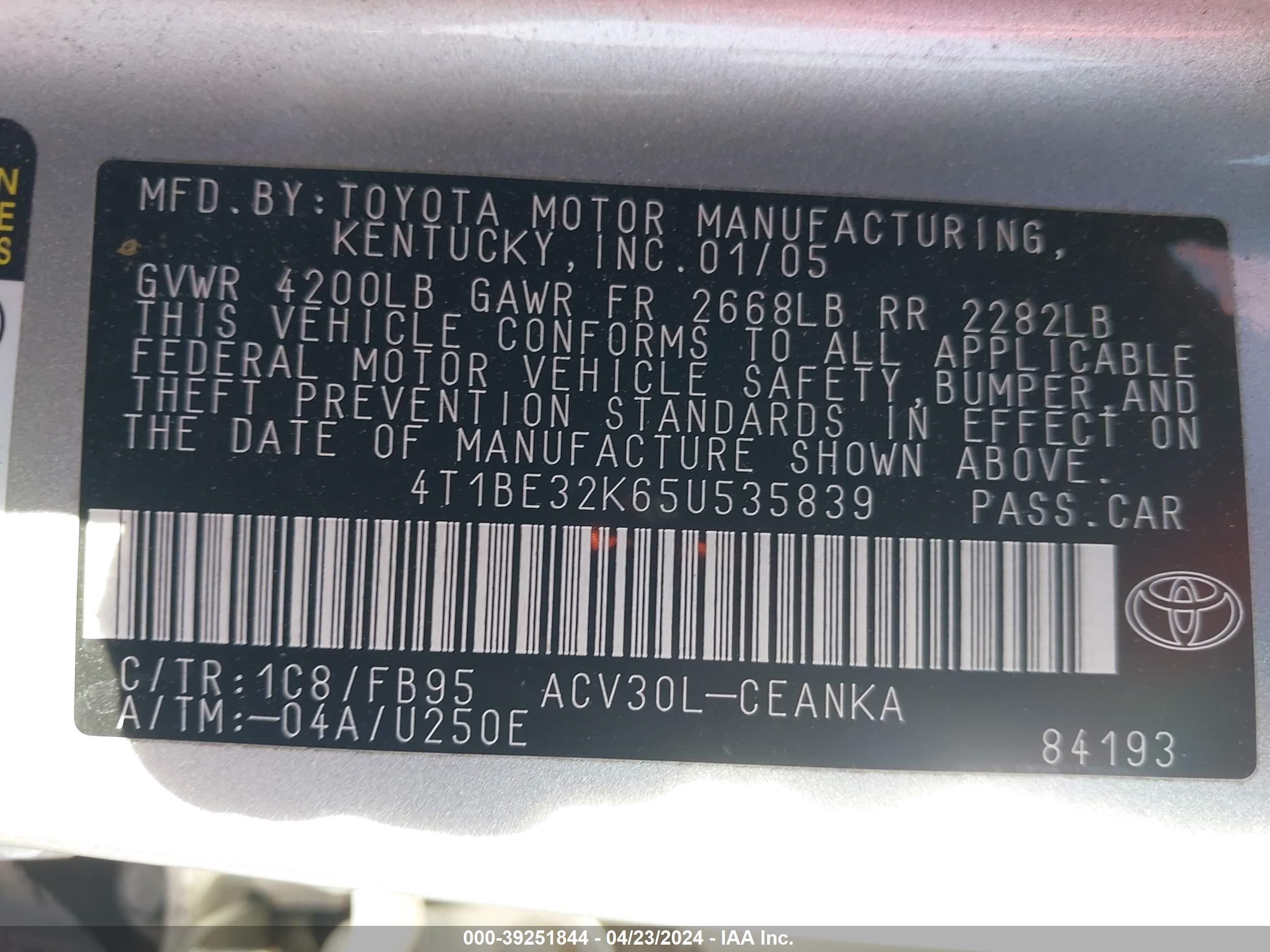 Photo 8 VIN: 4T1BE32K65U535839 - TOYOTA CAMRY 