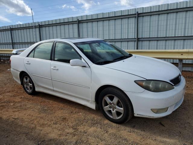 Photo 3 VIN: 4T1BE32K65U540622 - TOYOTA CAMRY LE 