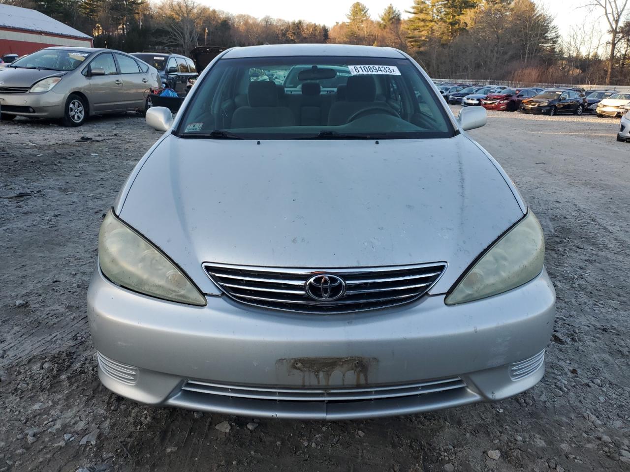 Photo 4 VIN: 4T1BE32K65U568582 - TOYOTA CAMRY 