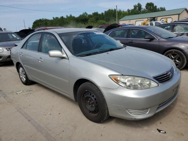 Photo 3 VIN: 4T1BE32K66U110218 - TOYOTA CAMRY LE 