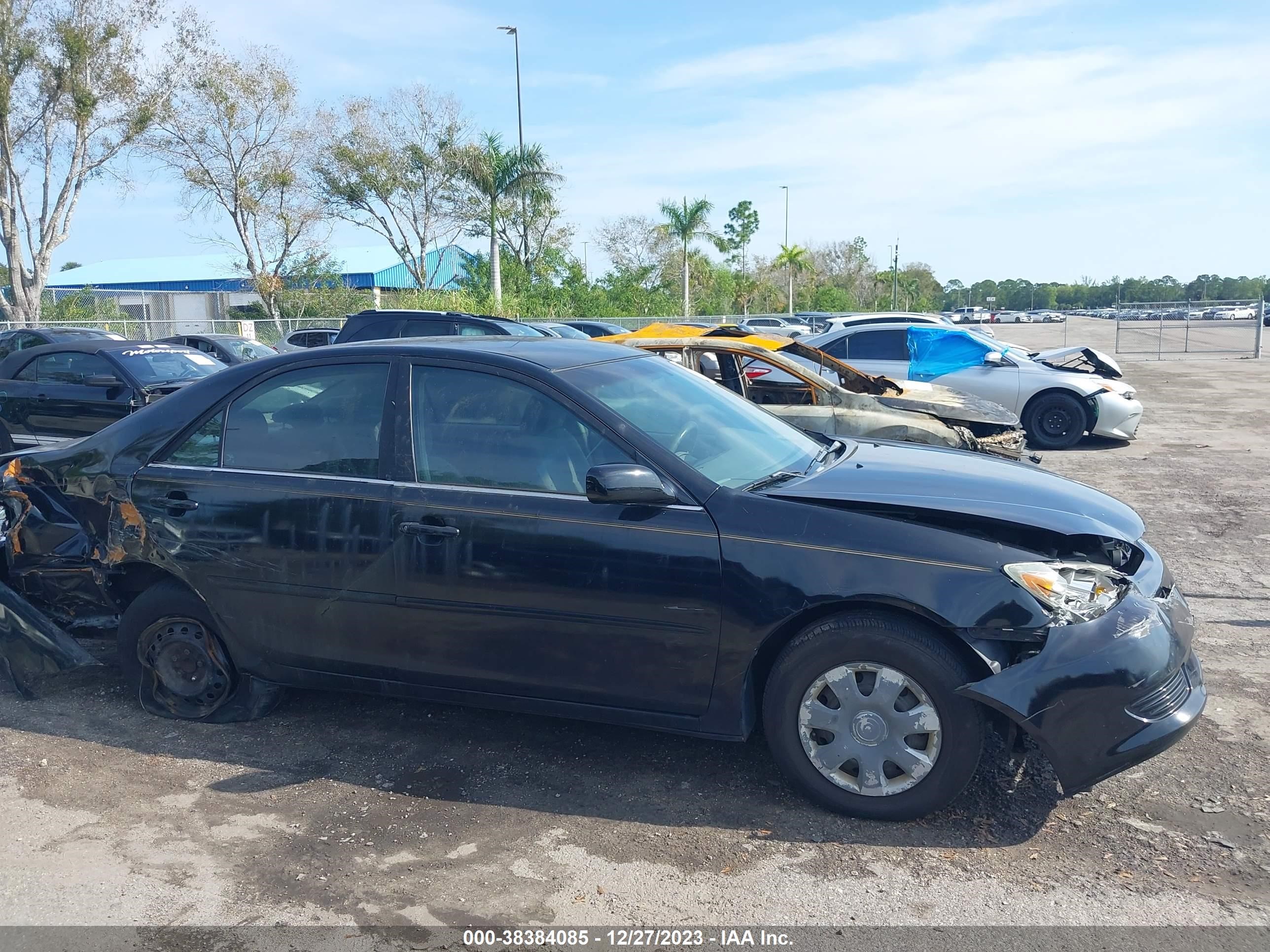 Photo 12 VIN: 4T1BE32K66U110851 - TOYOTA CAMRY 