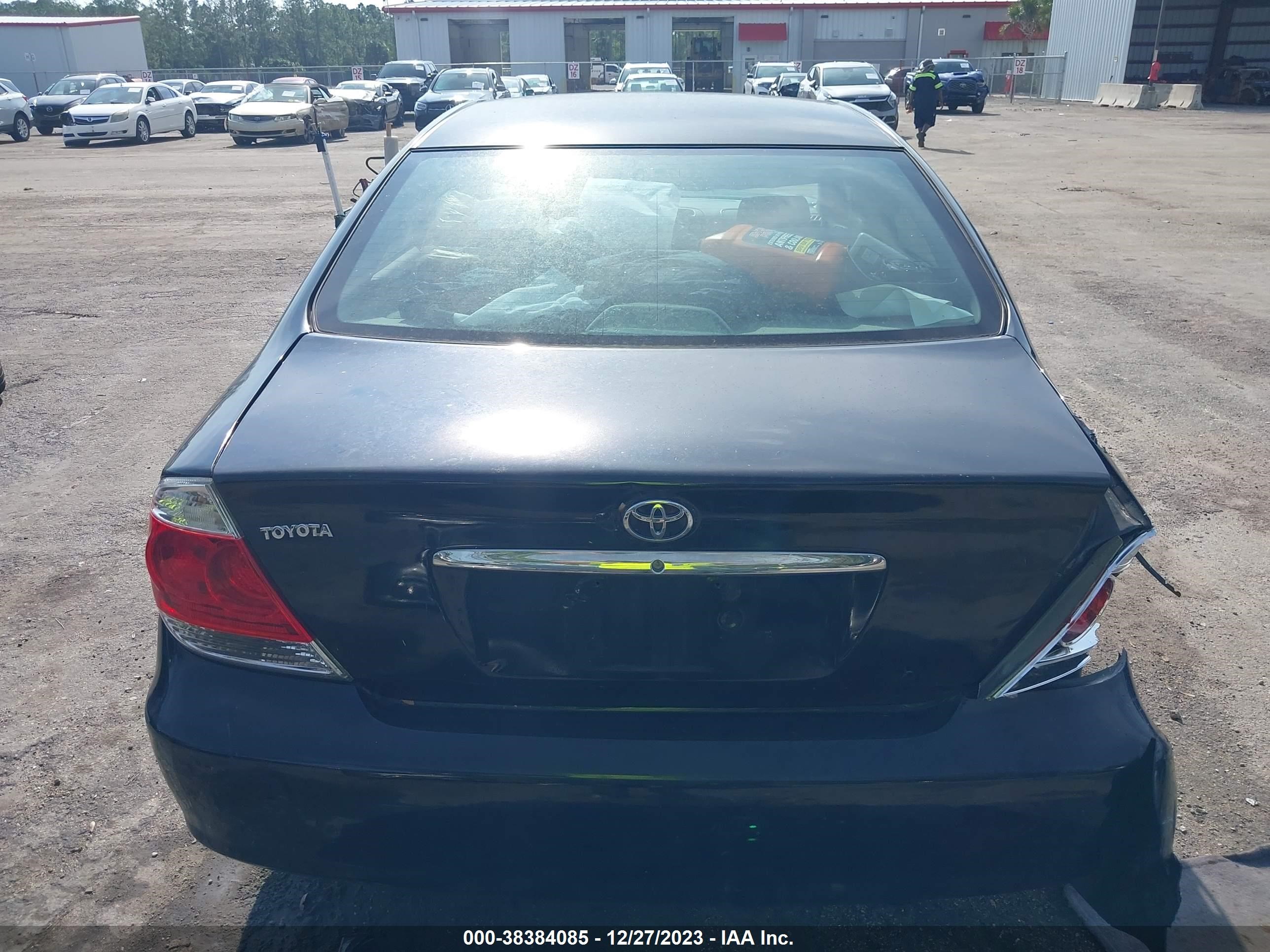 Photo 15 VIN: 4T1BE32K66U110851 - TOYOTA CAMRY 