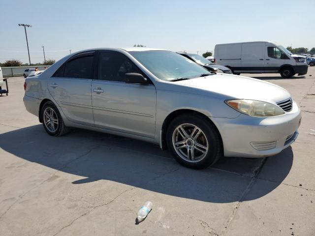 Photo 3 VIN: 4T1BE32K66U732866 - TOYOTA CAMRY LE 