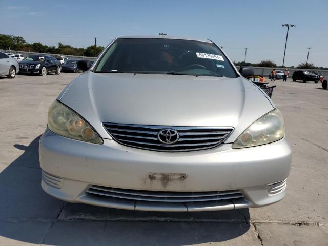 Photo 4 VIN: 4T1BE32K66U732866 - TOYOTA CAMRY LE 