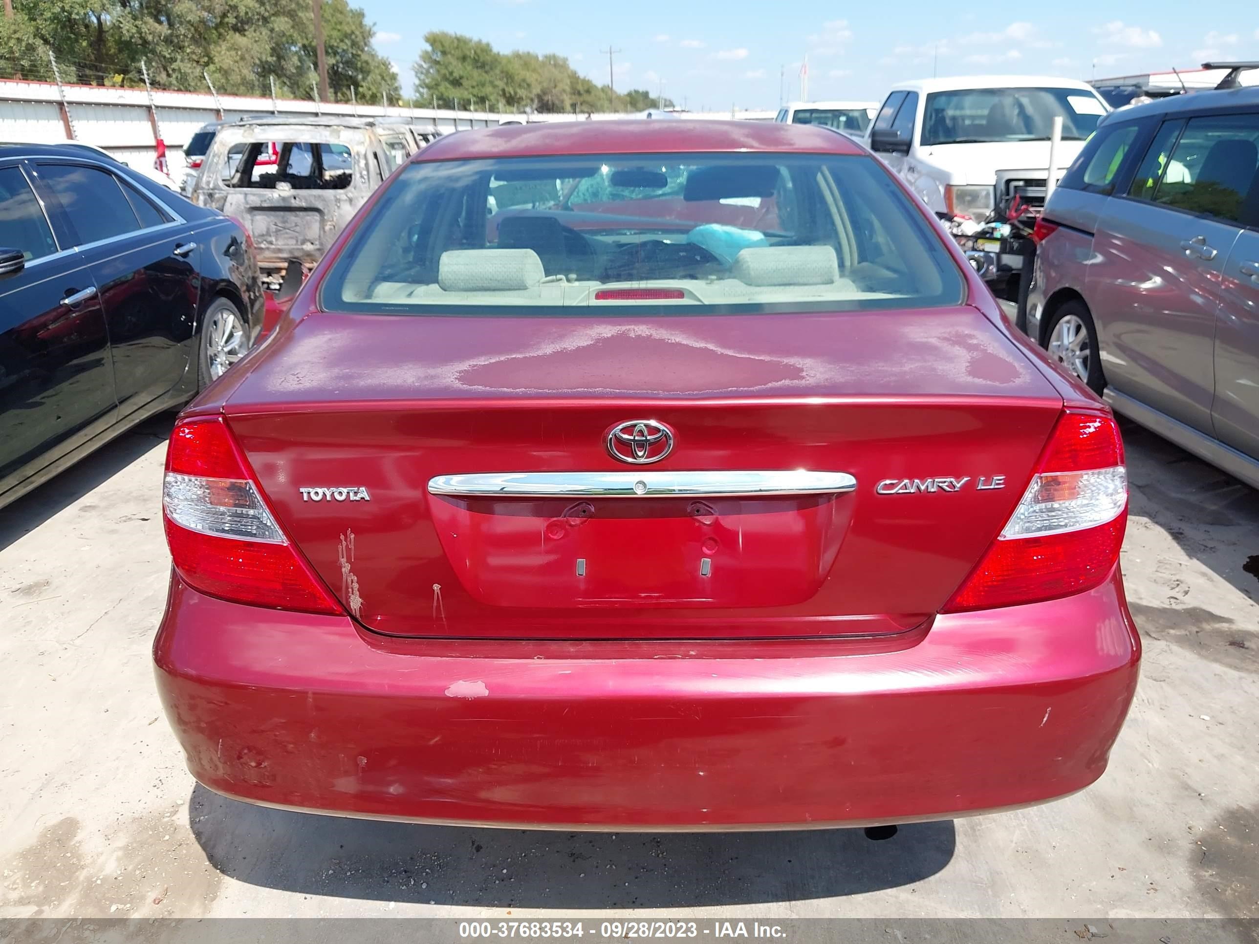 Photo 15 VIN: 4T1BE32K72U043719 - TOYOTA CAMRY 