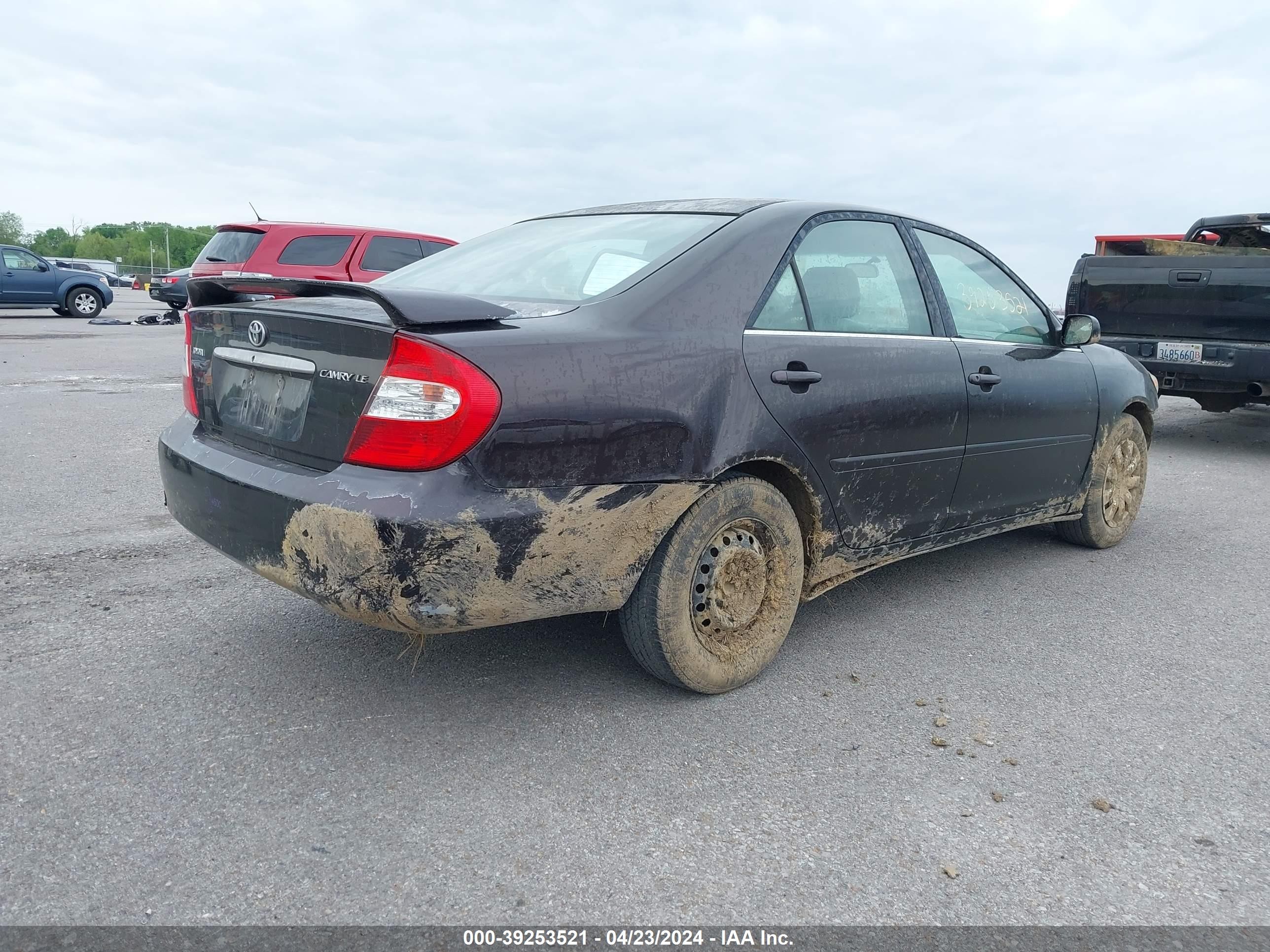 Photo 3 VIN: 4T1BE32K72U507320 - TOYOTA CAMRY 