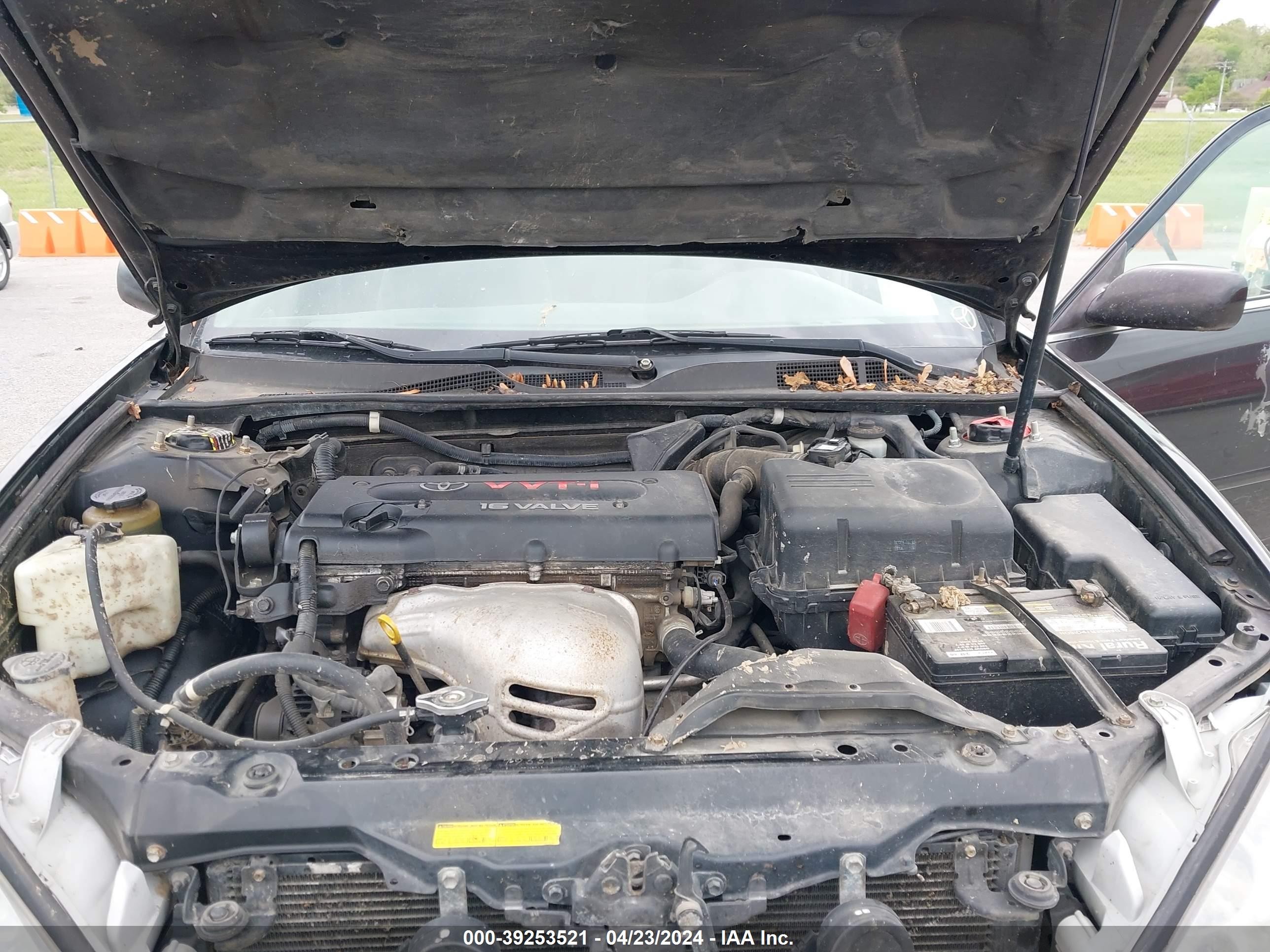 Photo 9 VIN: 4T1BE32K72U507320 - TOYOTA CAMRY 