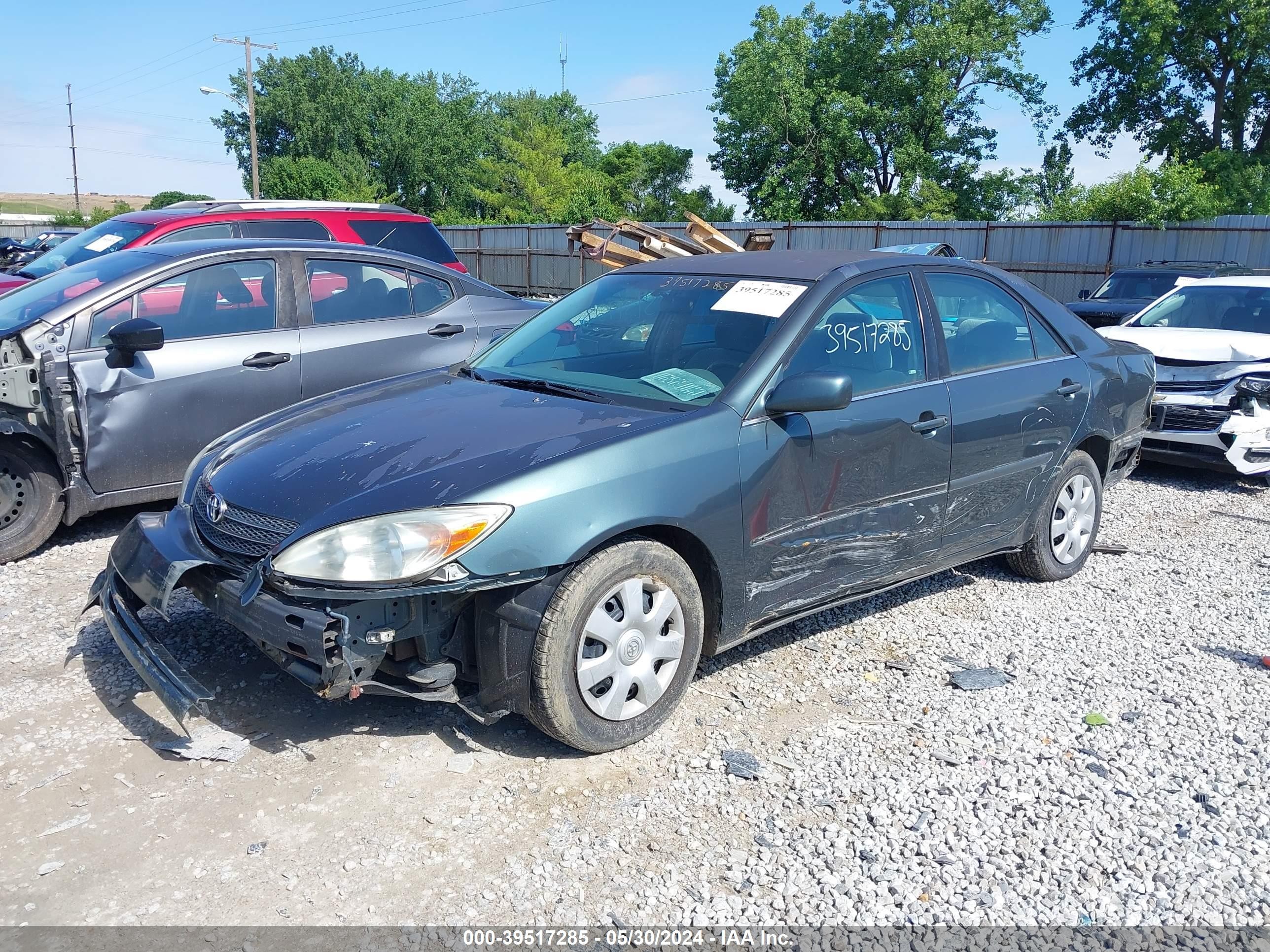 Photo 1 VIN: 4T1BE32K72U542097 - TOYOTA CAMRY 