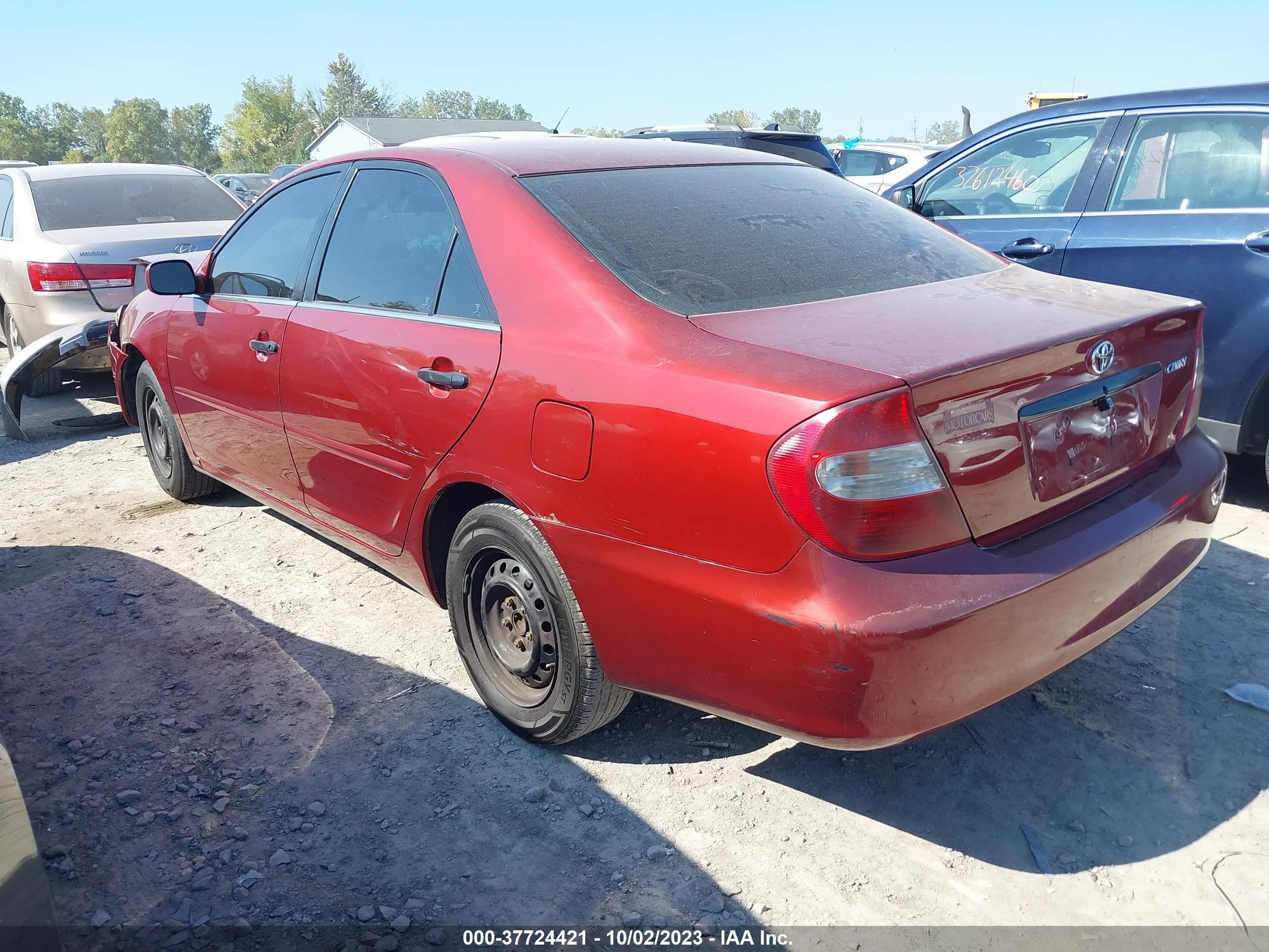 Photo 2 VIN: 4T1BE32K73U198840 - TOYOTA CAMRY 