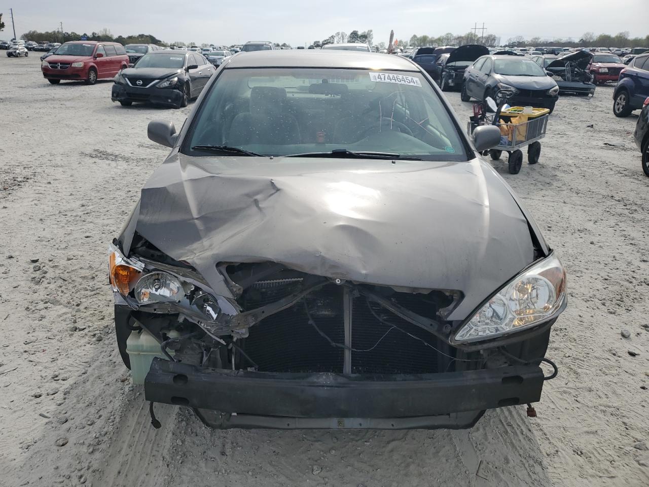 Photo 4 VIN: 4T1BE32K73U719622 - TOYOTA CAMRY 