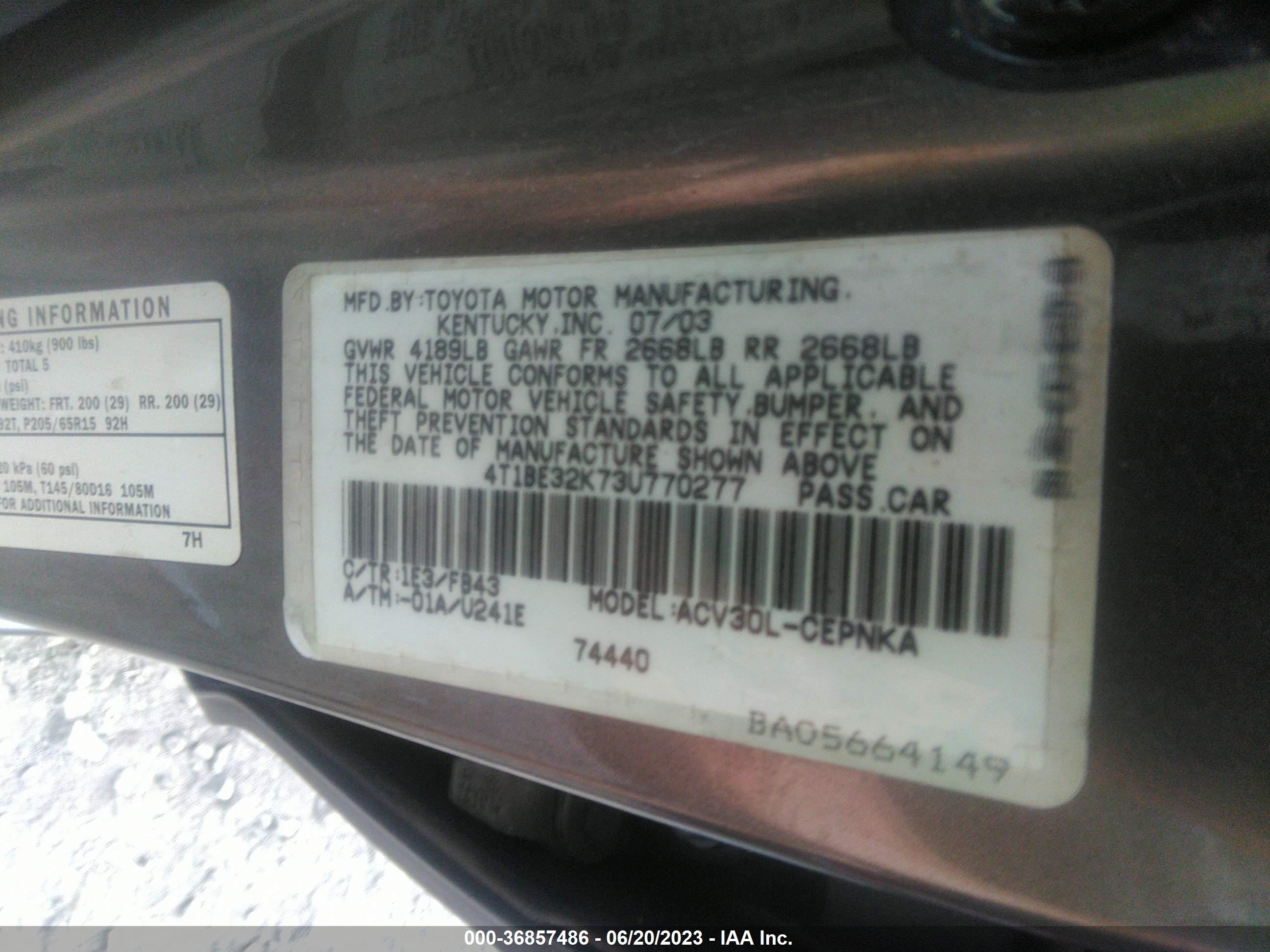 Photo 8 VIN: 4T1BE32K73U770277 - TOYOTA CAMRY 