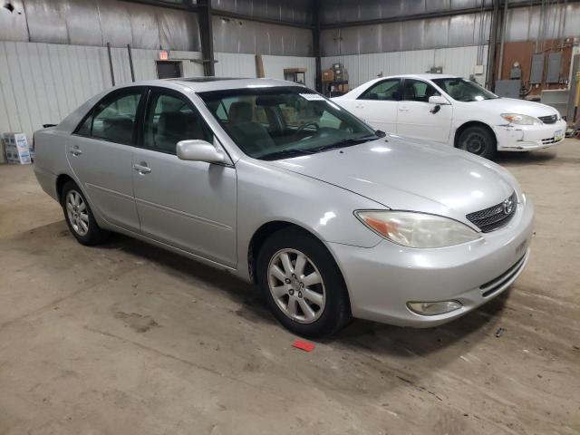 Photo 3 VIN: 4T1BE32K74U274431 - TOYOTA CAMRY 