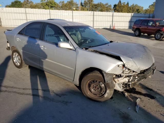 Photo 3 VIN: 4T1BE32K74U321862 - TOYOTA CAMRY LE 