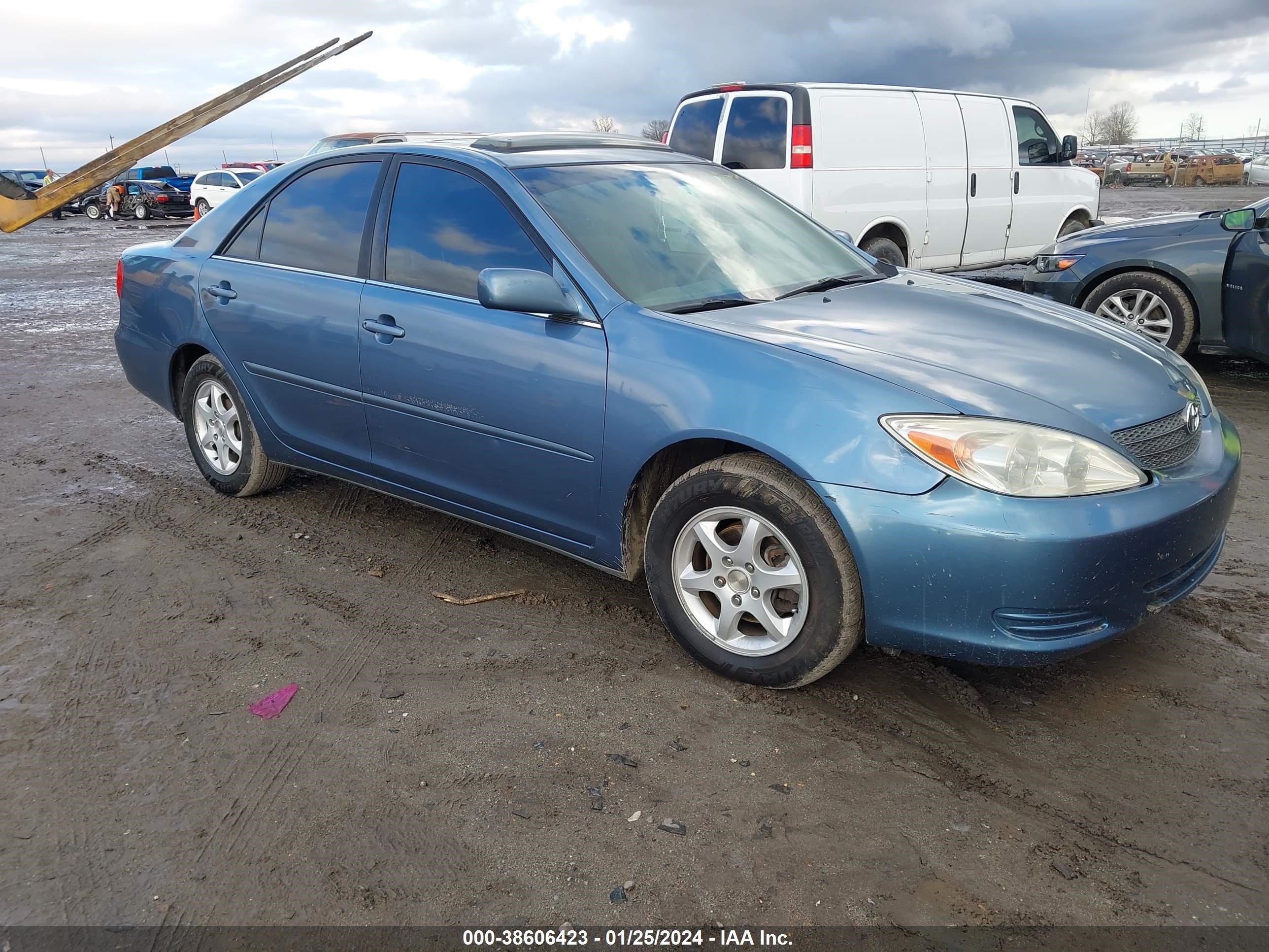 Photo 12 VIN: 4T1BE32K74U792460 - TOYOTA CAMRY 