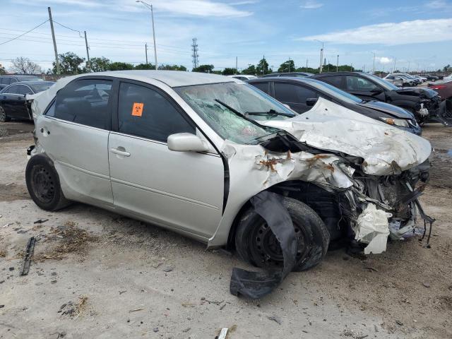 Photo 3 VIN: 4T1BE32K74U880859 - TOYOTA CAMRY 