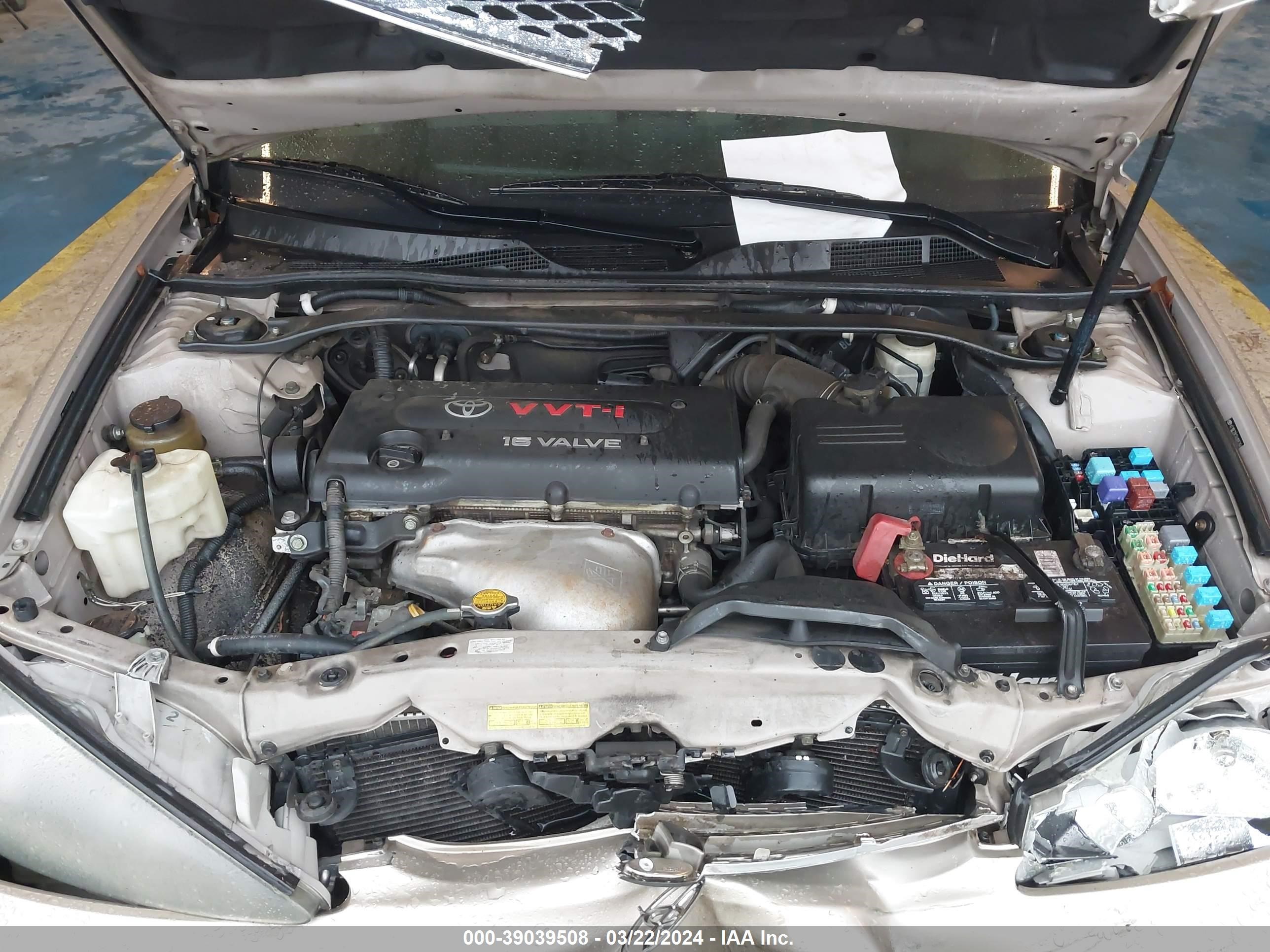 Photo 9 VIN: 4T1BE32K74U895264 - TOYOTA CAMRY 