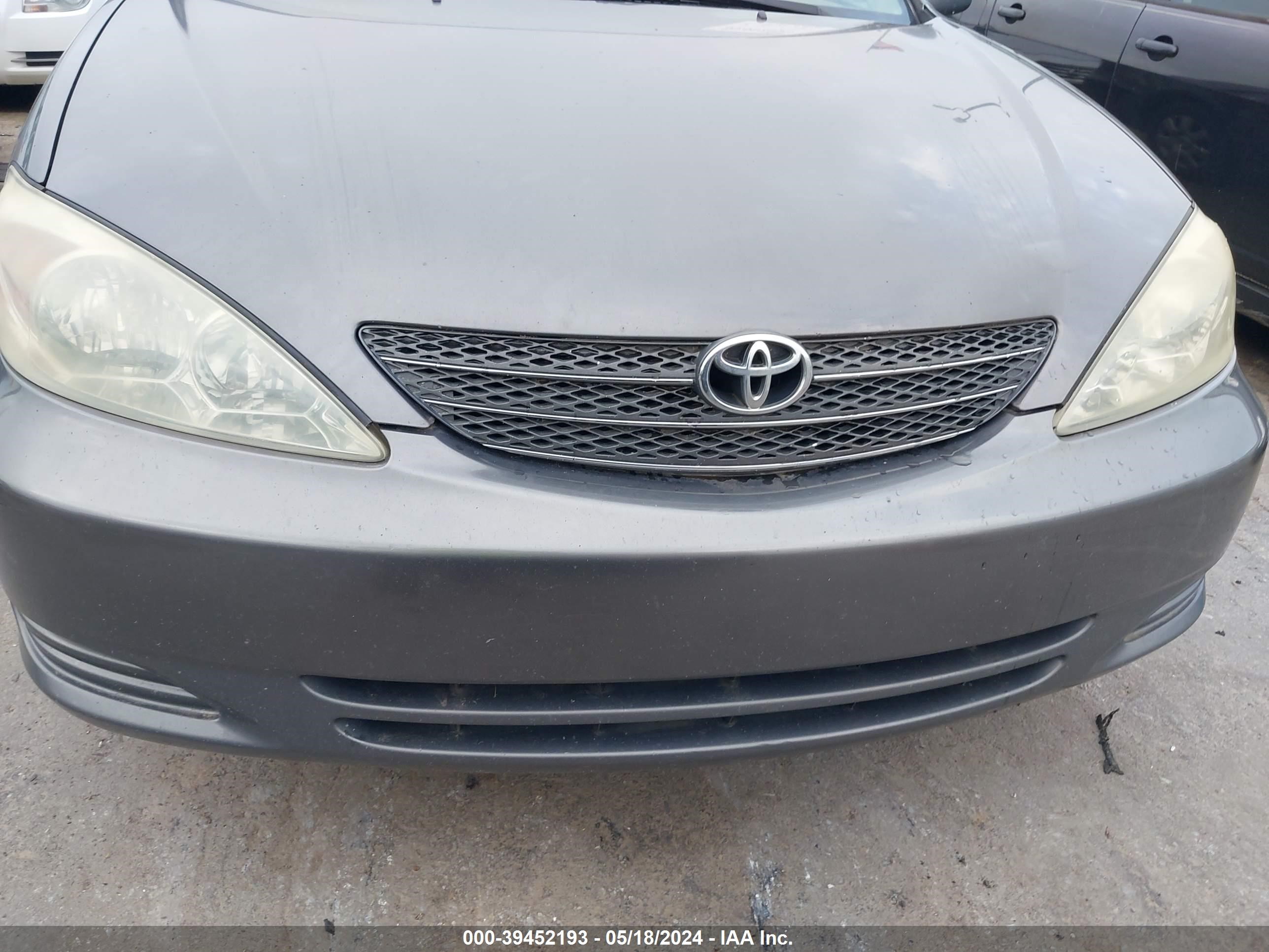 Photo 5 VIN: 4T1BE32K74U899587 - TOYOTA CAMRY 