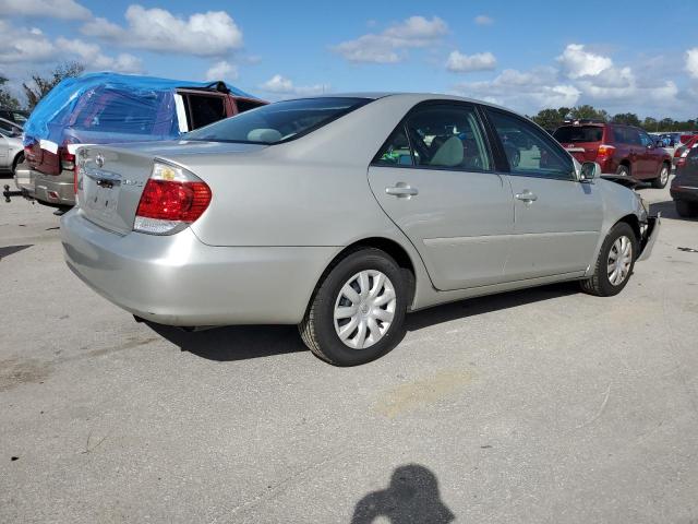 Photo 2 VIN: 4T1BE32K75U008506 - TOYOTA CAMRY LE 