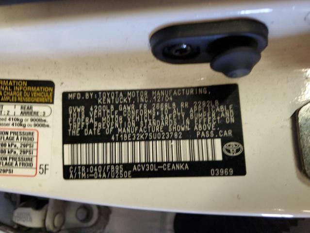 Photo 11 VIN: 4T1BE32K75U023782 - TOYOTA CAMRY 