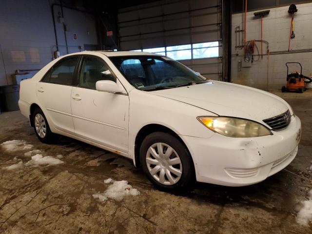 Photo 3 VIN: 4T1BE32K75U023782 - TOYOTA CAMRY 