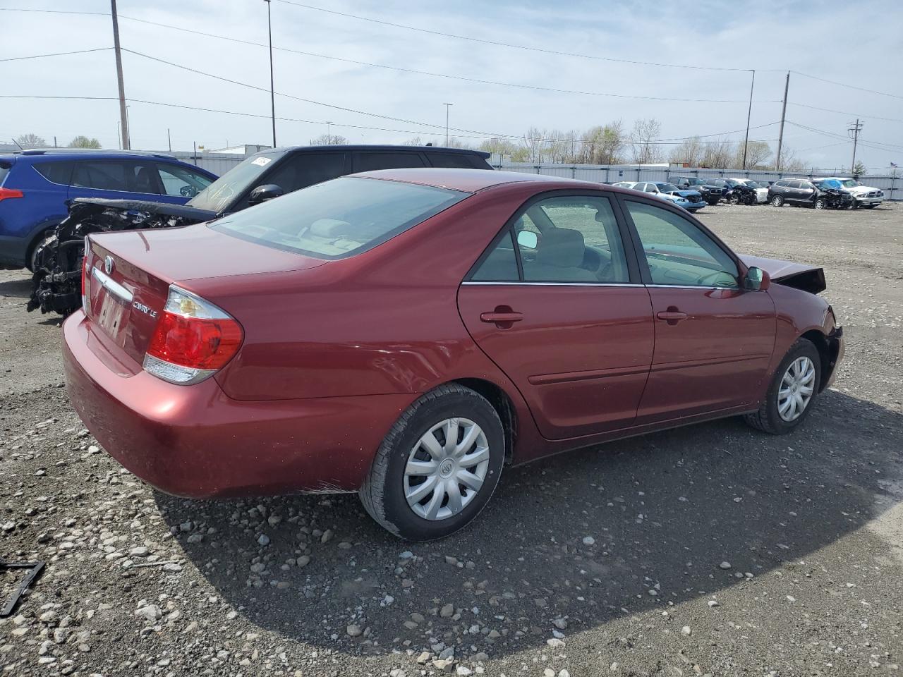 Photo 2 VIN: 4T1BE32K75U026164 - TOYOTA CAMRY 