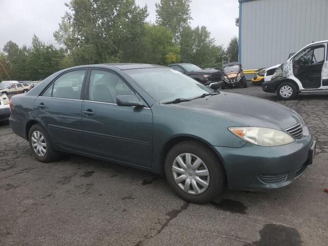 Photo 3 VIN: 4T1BE32K75U092701 - TOYOTA CAMRY LE 