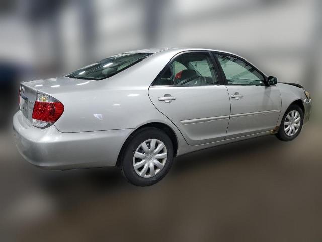 Photo 2 VIN: 4T1BE32K75U093394 - TOYOTA CAMRY 