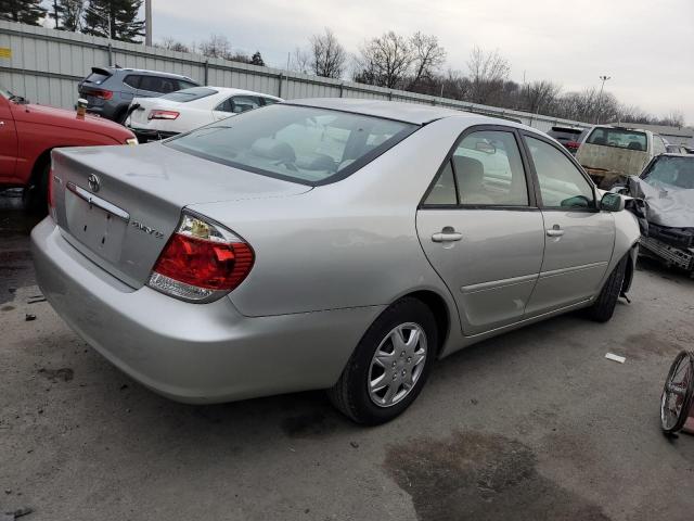 Photo 2 VIN: 4T1BE32K75U393789 - TOYOTA CAMRY 