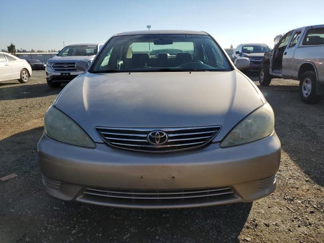 Photo 4 VIN: 4T1BE32K75U558594 - TOYOTA CAMRY 