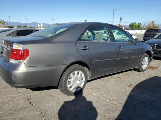 Photo 2 VIN: 4T1BE32K75U573810 - TOYOTA CAMRY 