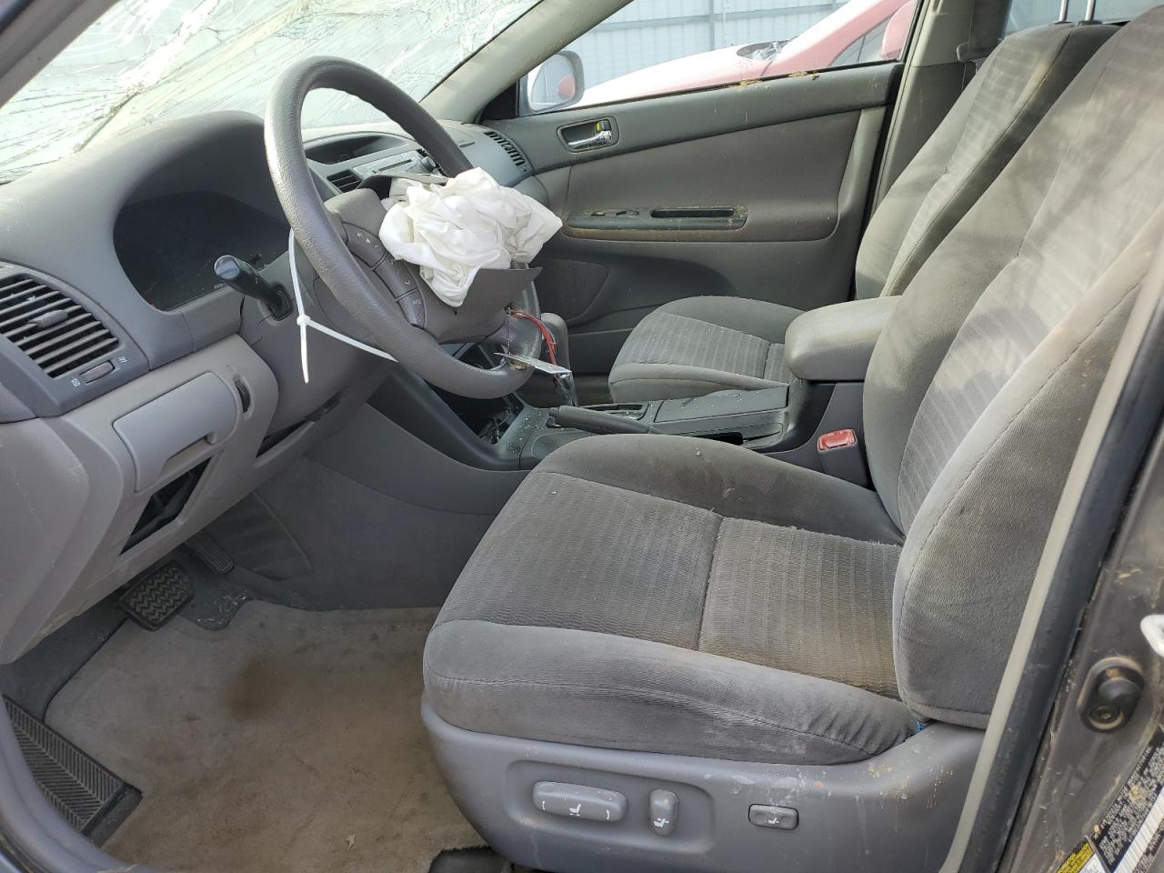 Photo 6 VIN: 4T1BE32K75U616753 - TOYOTA CAMRY 