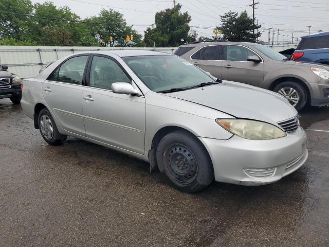 Photo 3 VIN: 4T1BE32K75U990683 - TOYOTA CAMRY LE 