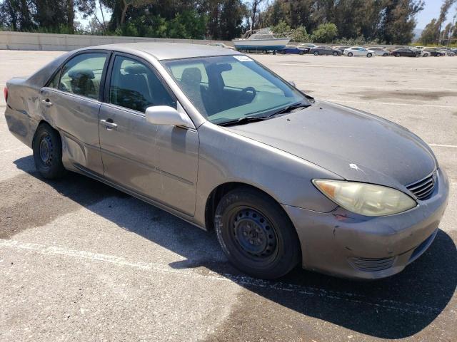 Photo 3 VIN: 4T1BE32K76U670541 - TOYOTA CAMRY 