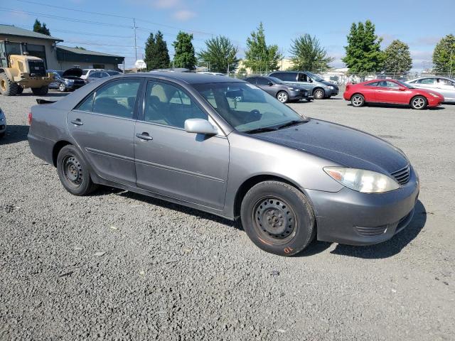 Photo 3 VIN: 4T1BE32K76U674718 - TOYOTA CAMRY 