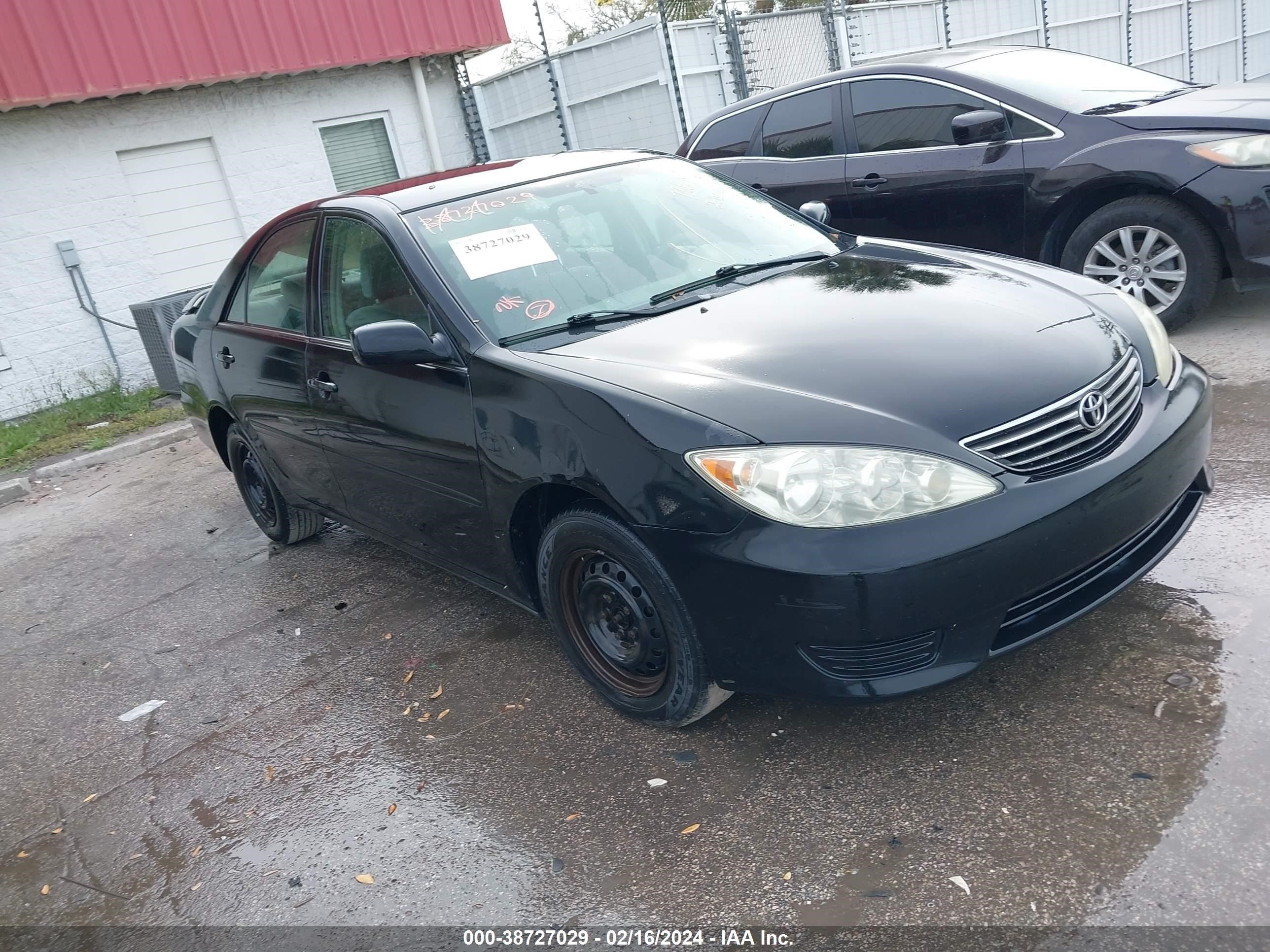 Photo 0 VIN: 4T1BE32K76U736702 - TOYOTA CAMRY 