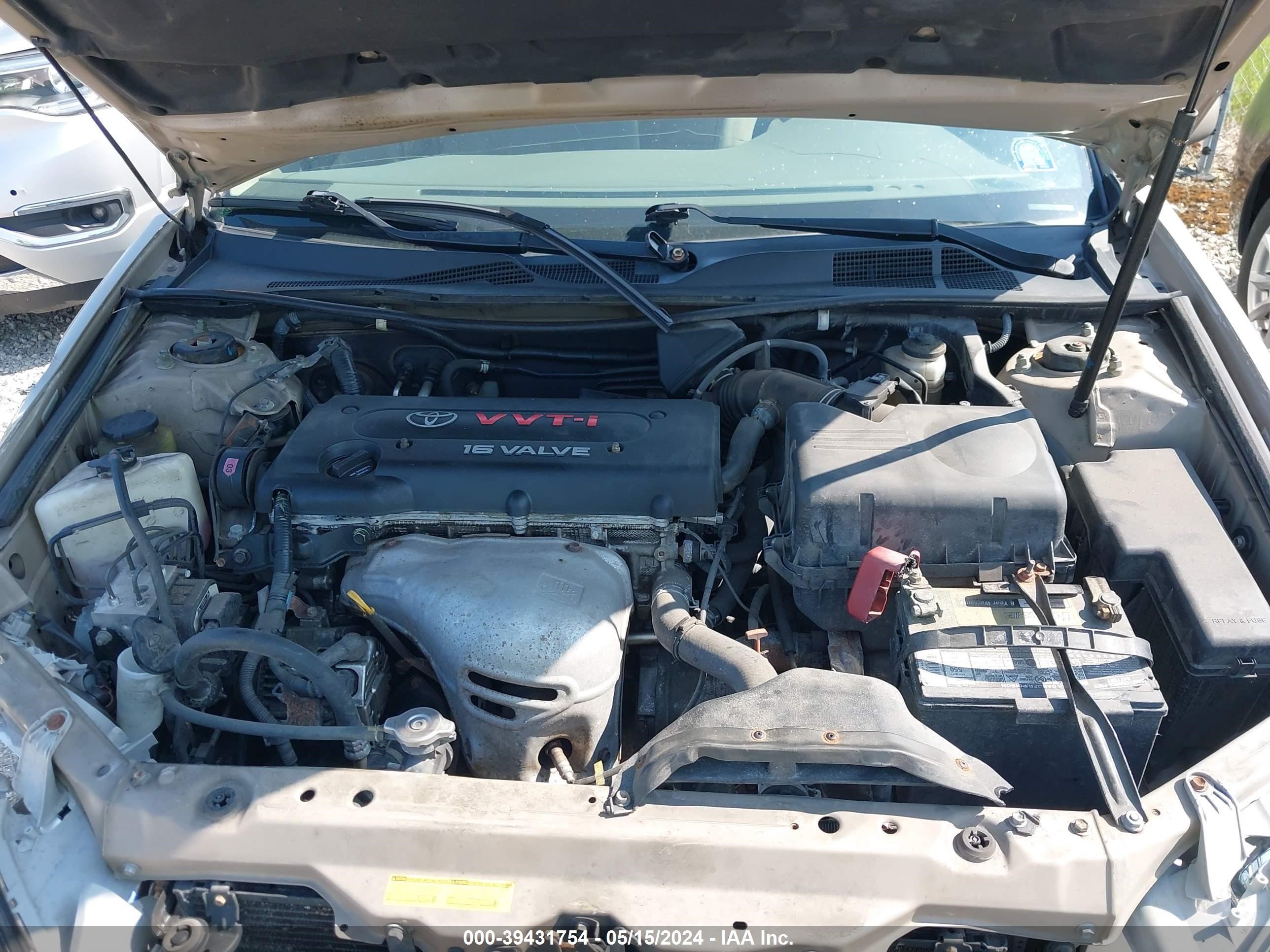 Photo 9 VIN: 4T1BE32K82U065678 - TOYOTA CAMRY 