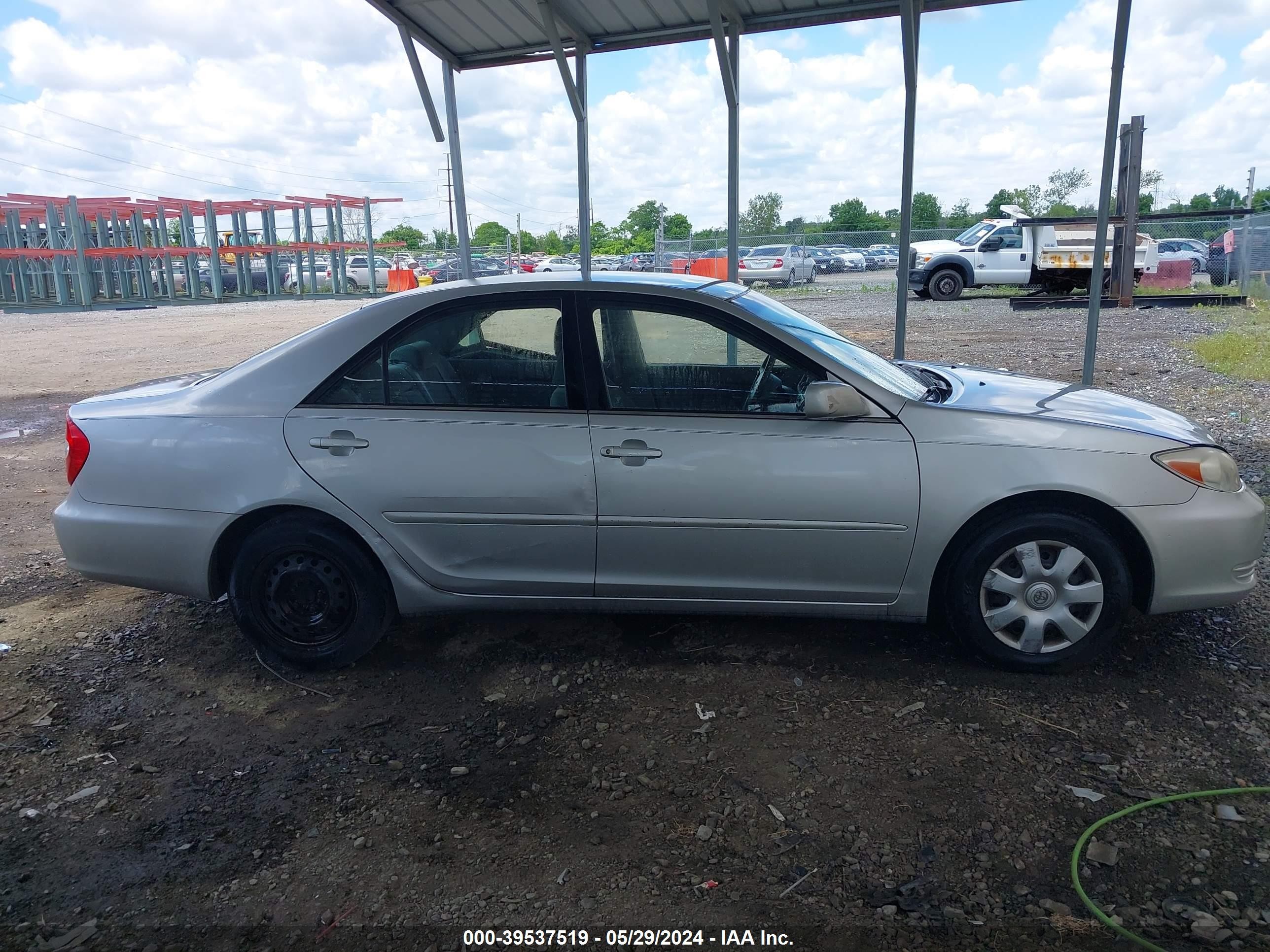 Photo 12 VIN: 4T1BE32K82U507634 - TOYOTA CAMRY 