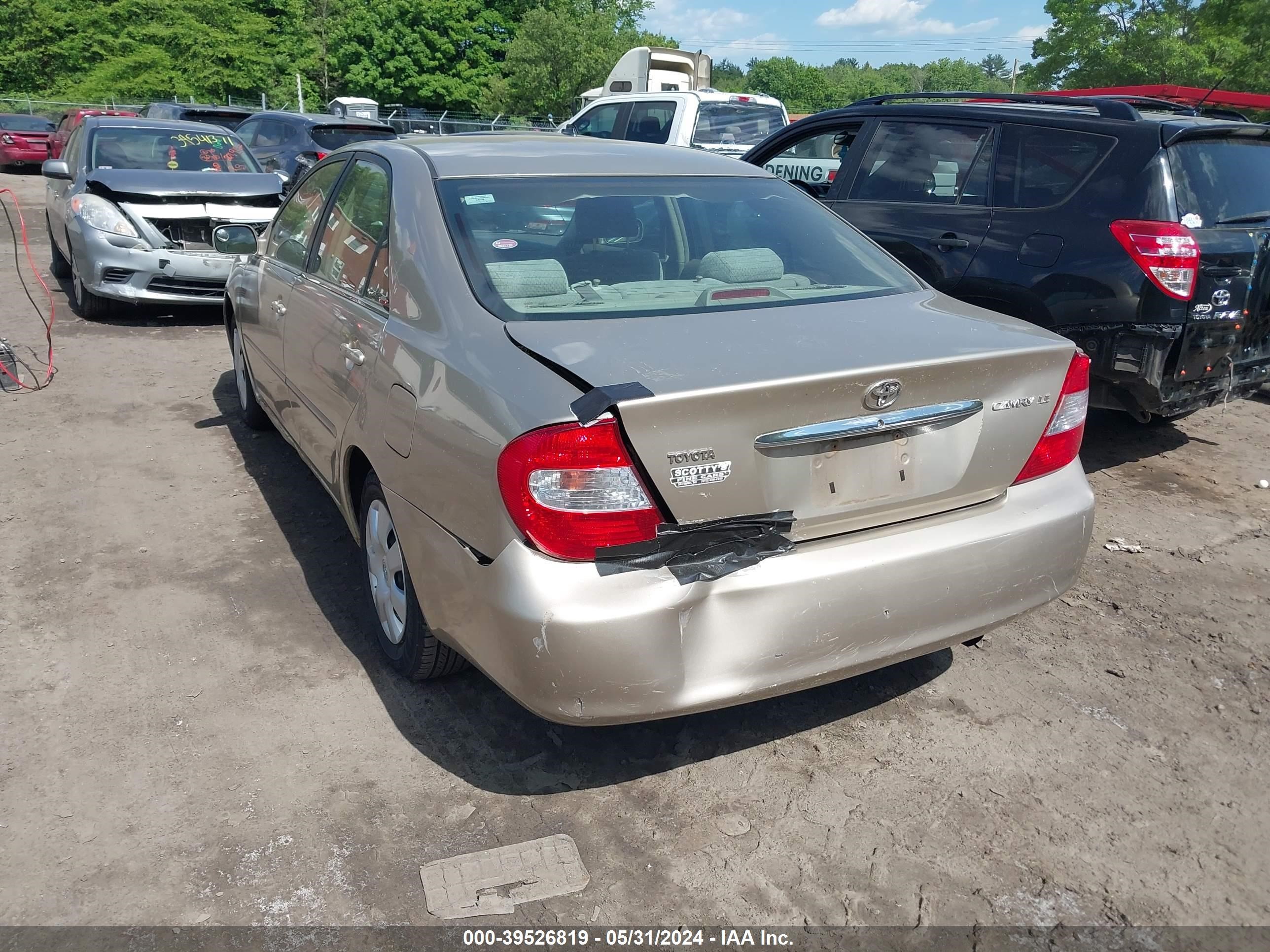 Photo 5 VIN: 4T1BE32K82U598193 - TOYOTA CAMRY 