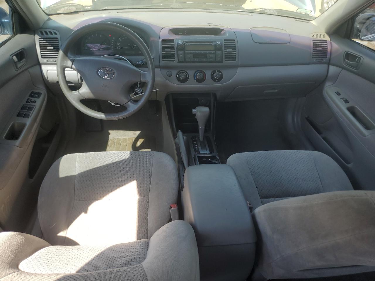 Photo 7 VIN: 4T1BE32K82U602095 - TOYOTA CAMRY 