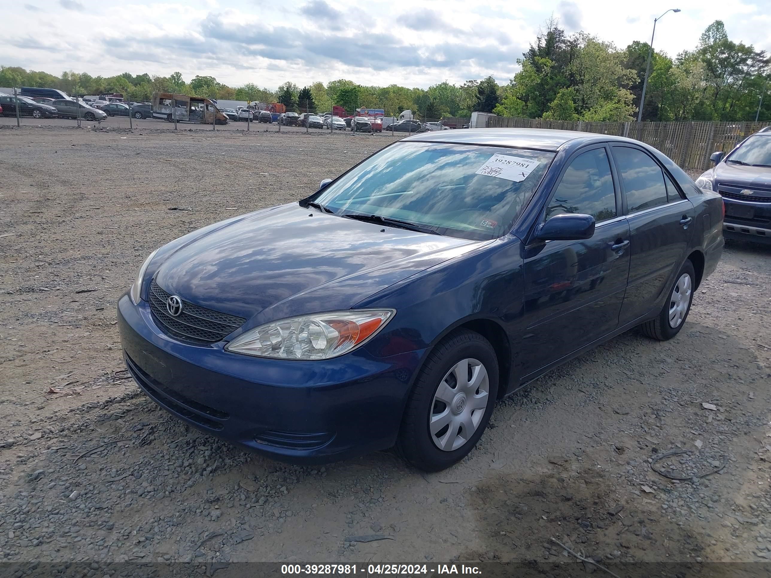 Photo 1 VIN: 4T1BE32K82U632486 - TOYOTA CAMRY 