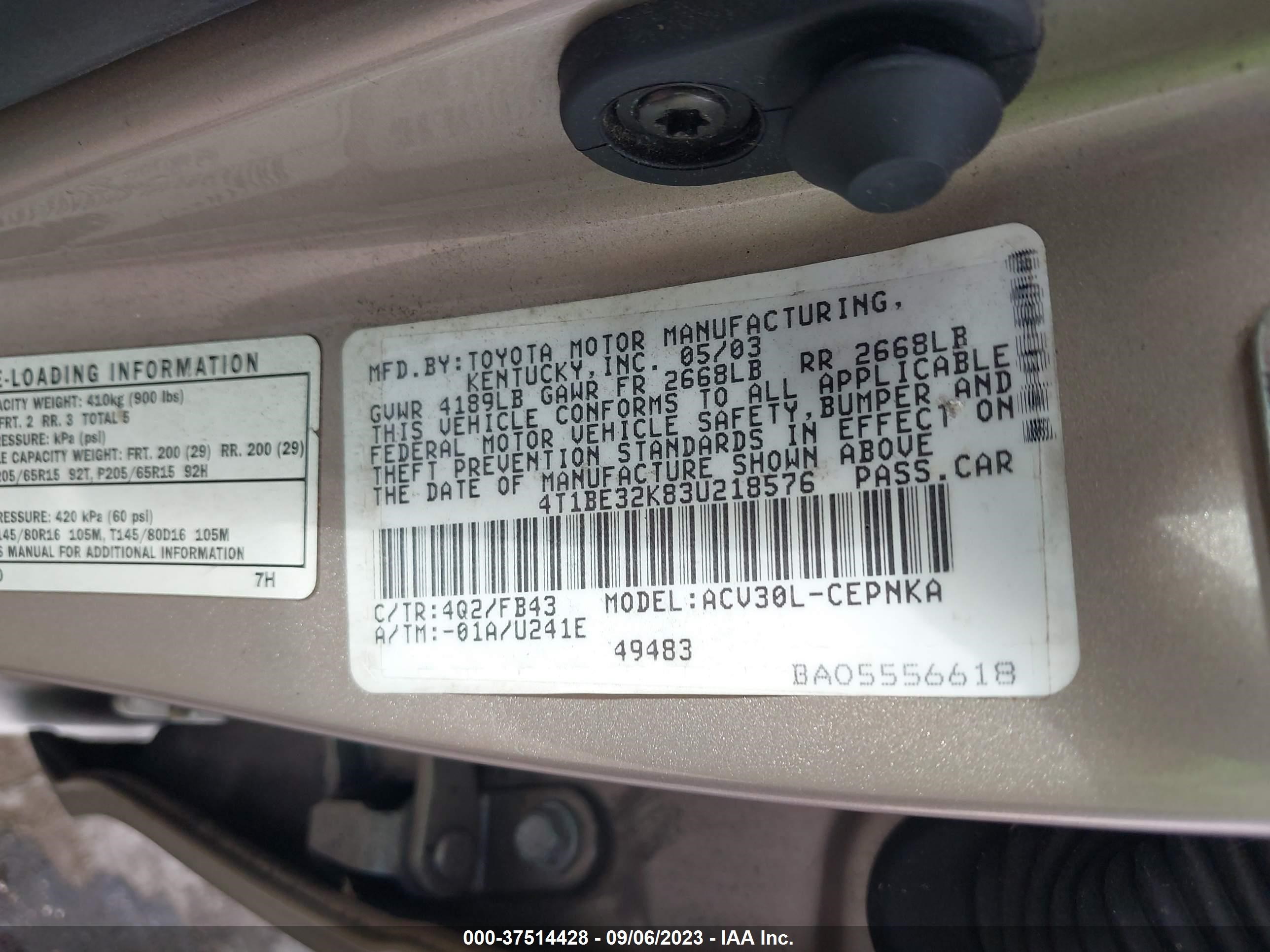 Photo 8 VIN: 4T1BE32K83U218576 - TOYOTA CAMRY 