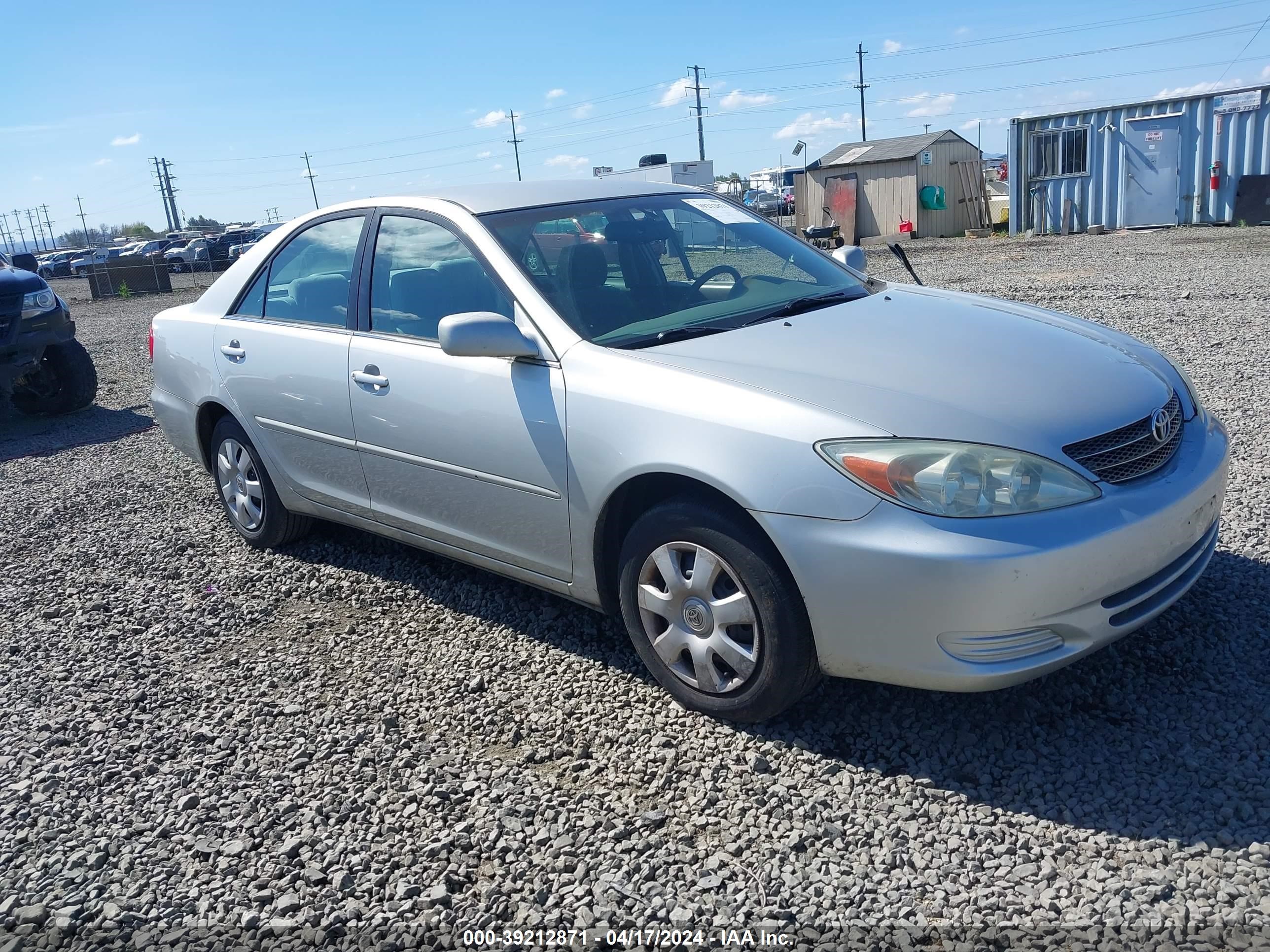 Photo 0 VIN: 4T1BE32K83U780543 - TOYOTA CAMRY 