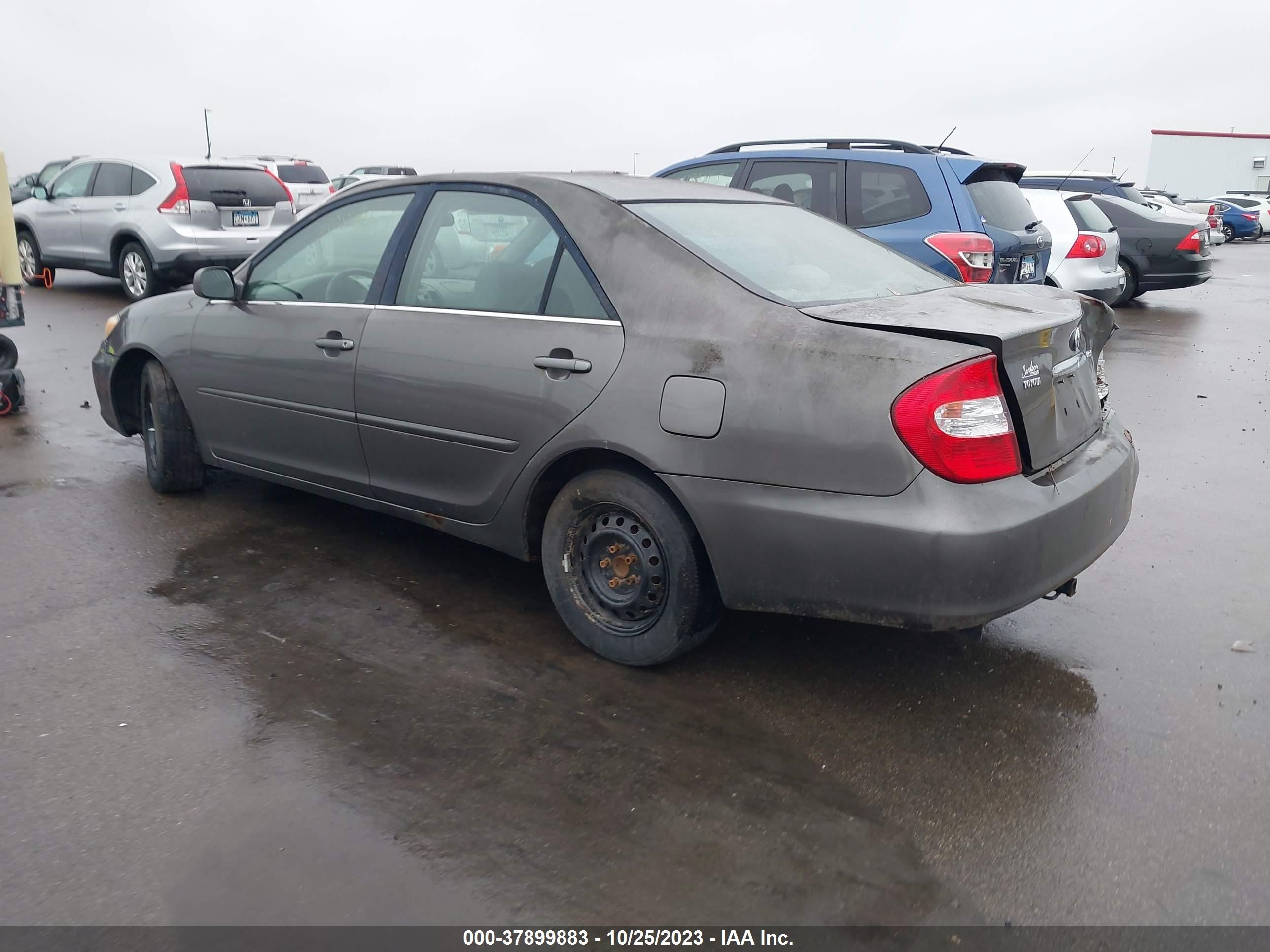 Photo 2 VIN: 4T1BE32K84U801621 - TOYOTA CAMRY 