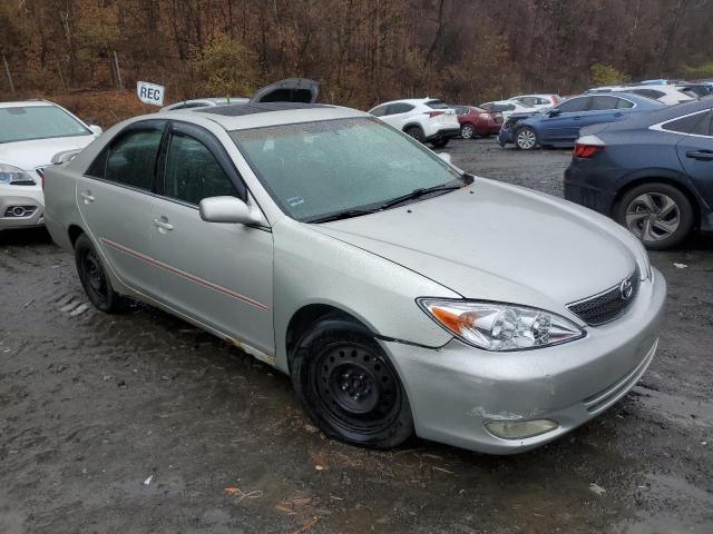 Photo 3 VIN: 4T1BE32K84U803739 - TOYOTA CAMRY LE 