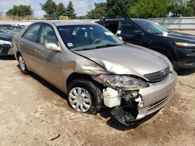 Photo 3 VIN: 4T1BE32K85U006781 - TOYOTA CAMRY 