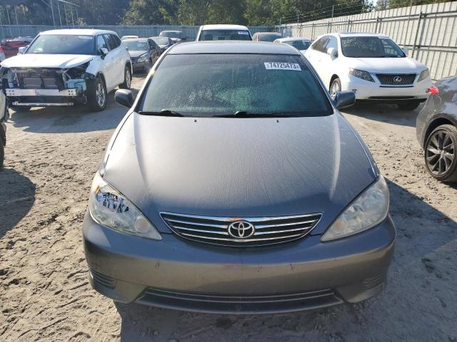 Photo 4 VIN: 4T1BE32K85U582368 - TOYOTA CAMRY 