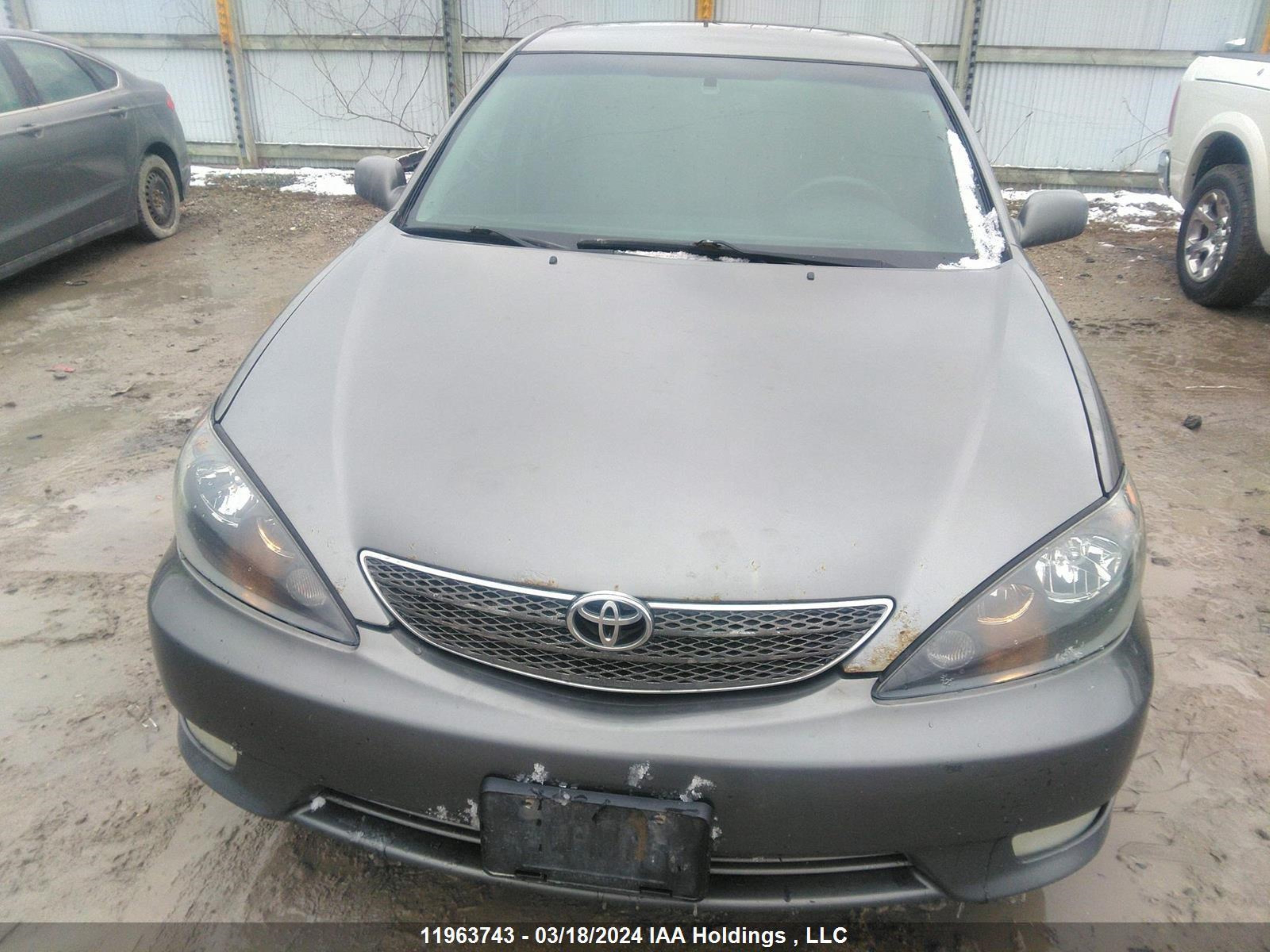 Photo 11 VIN: 4T1BE32K85U594178 - TOYOTA CAMRY 